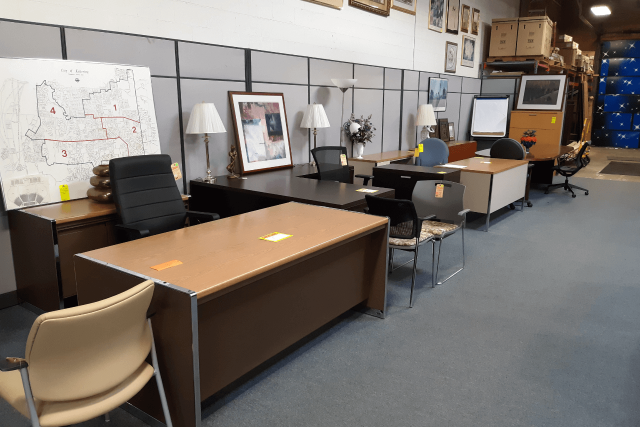 Larrick's Office Staff Workstation Desk